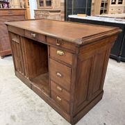 Oak shop counter from the early 20th century.