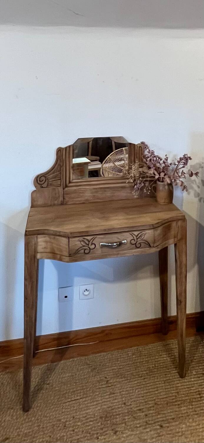 Coiffeuse ancienne en chêne massif brut