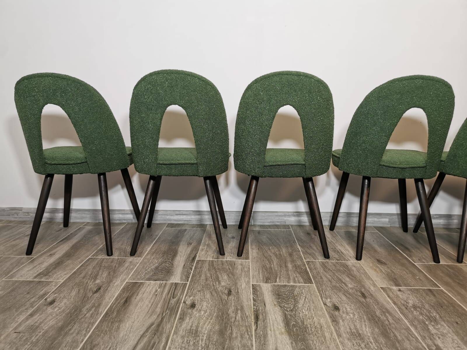 Chaises de salle à manger par Antonin Suman, 1960s, Set de 8