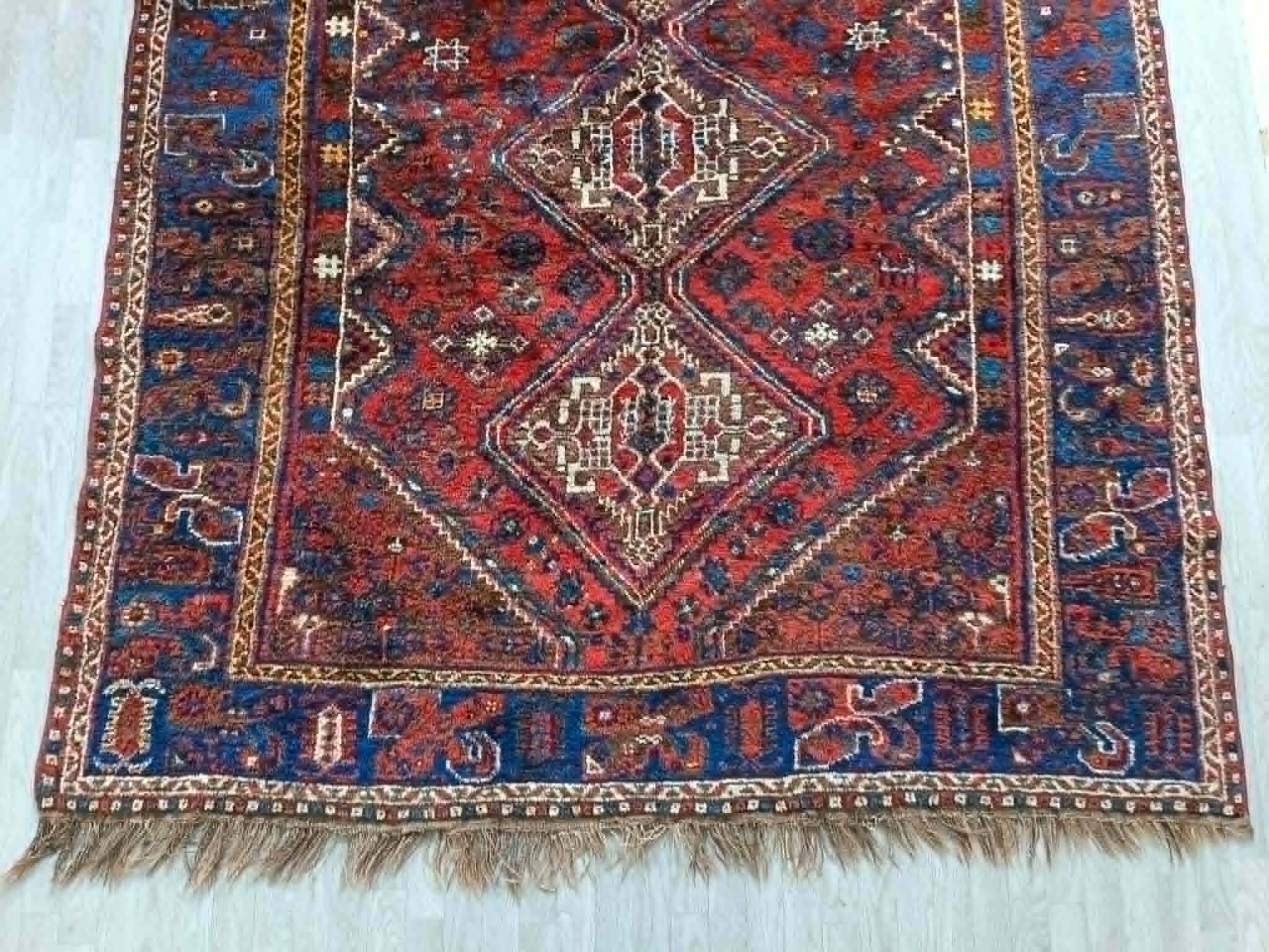 Handmade Shiraz Persian rug