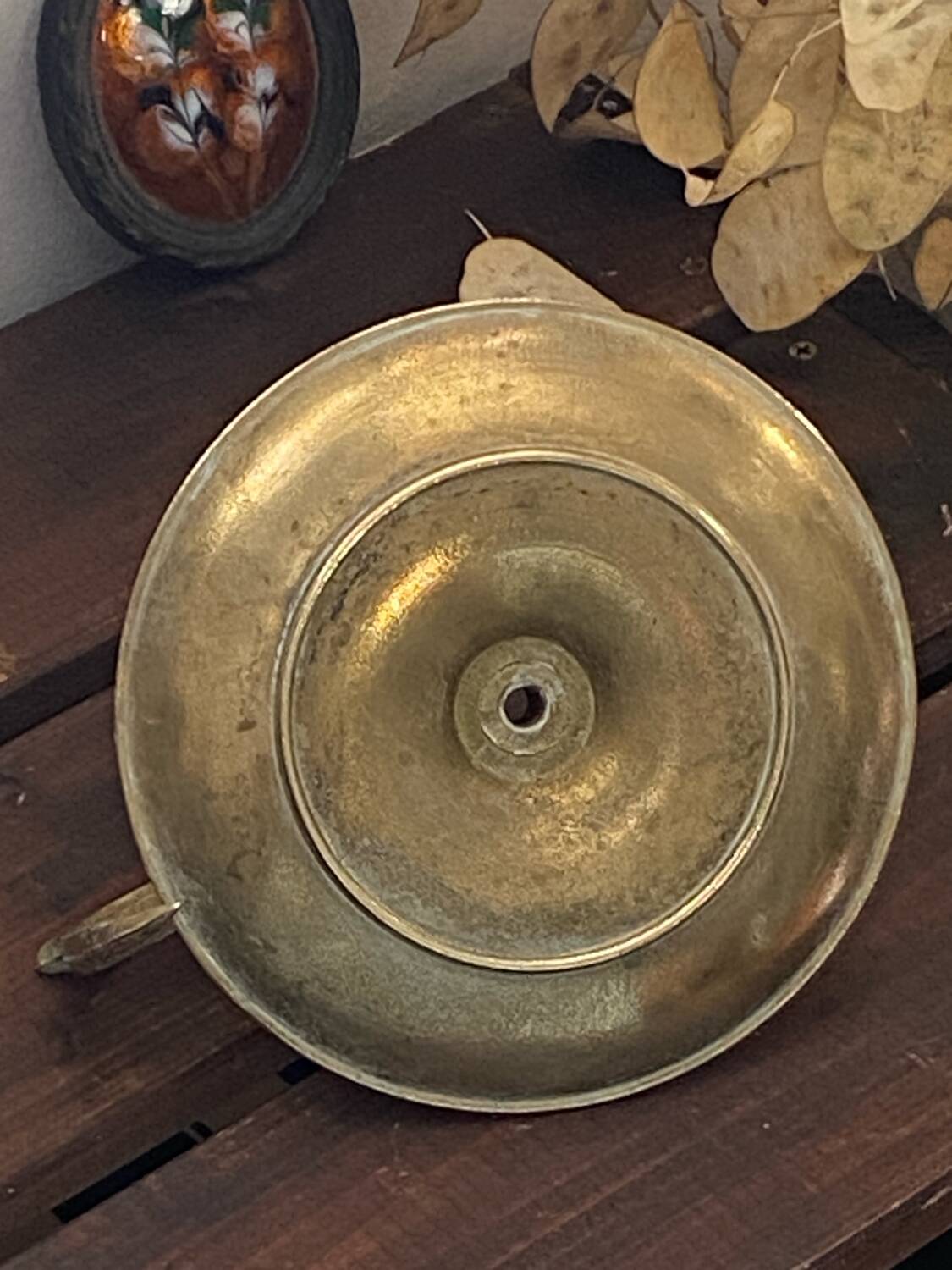 Brass cellar rat candle holder