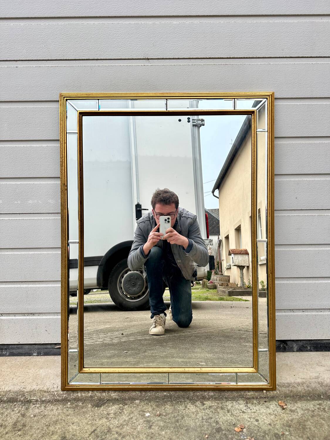 Vintage mid-century Hollywood Regency style mirror