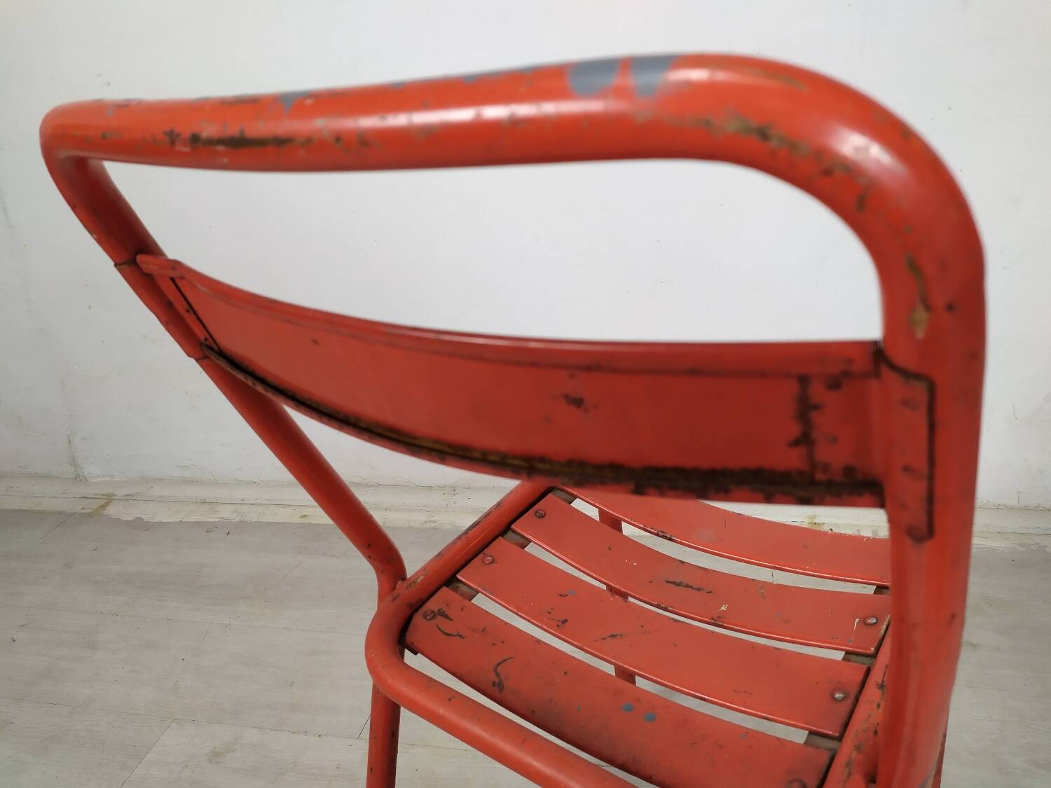 4 tolix metal bistro chairs