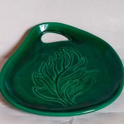 Free-form presentation dish Green Slurry 50s