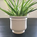 Classic white pot cover