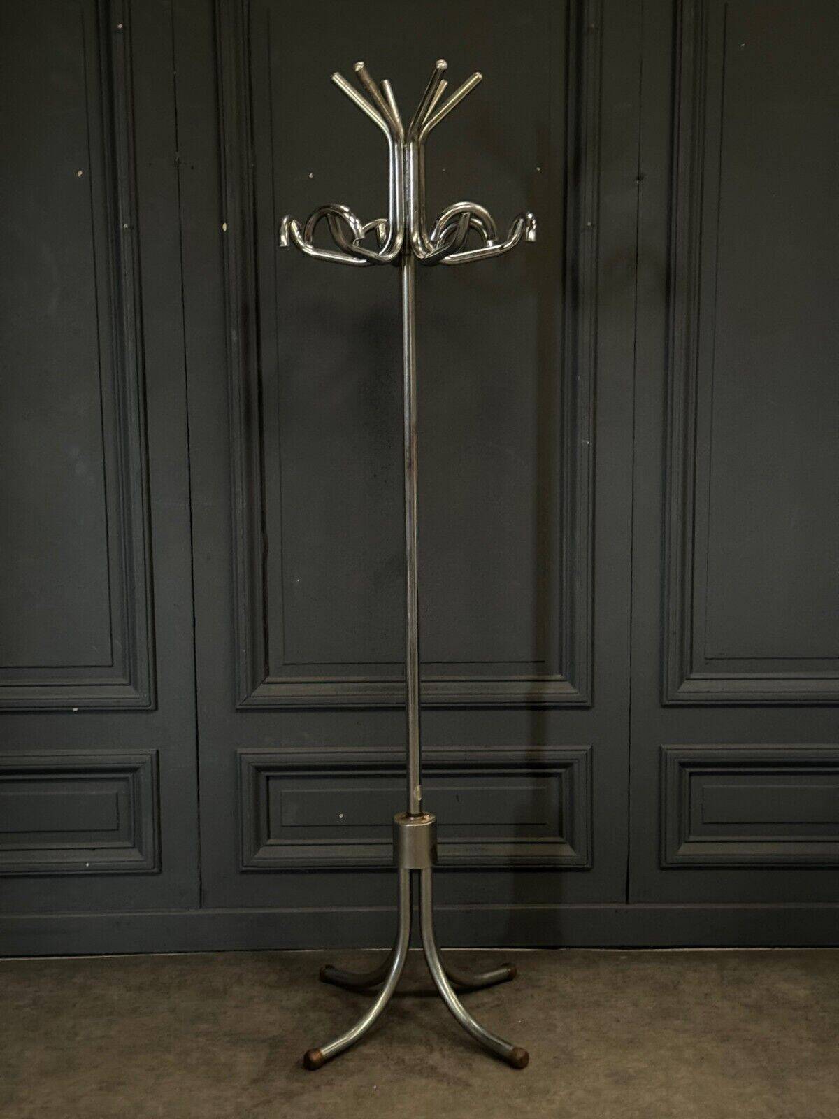 1960s chrome-plated aluminum parrot coat rack with tripod base