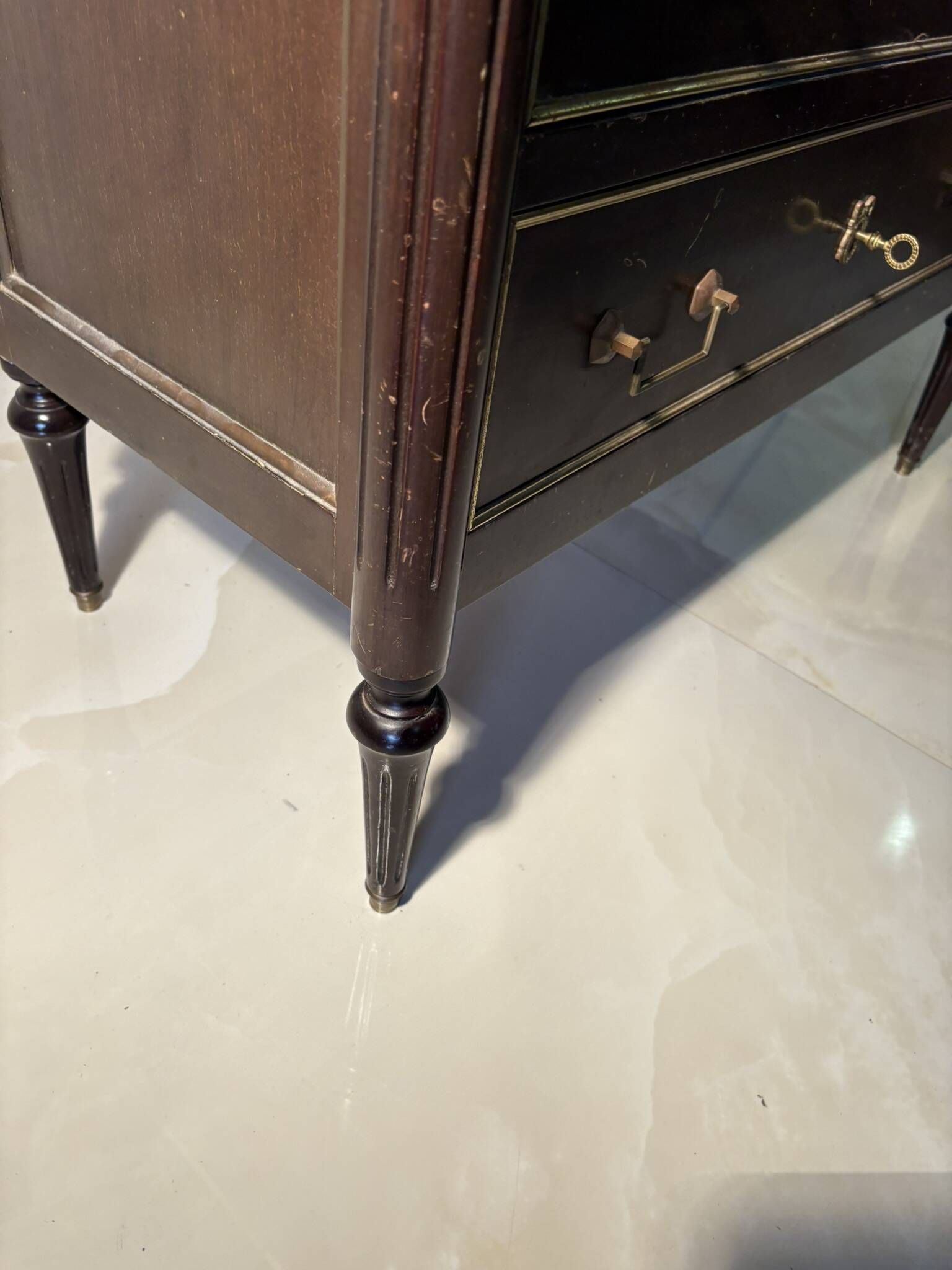 Commode with 3 drawers in Louis XVI style, marble and gilded bronze.
