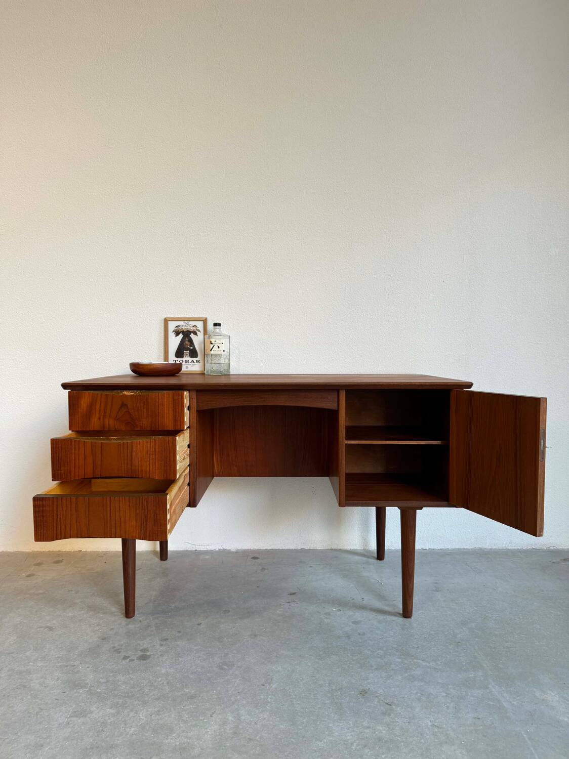 Vintage desk two-sided teak