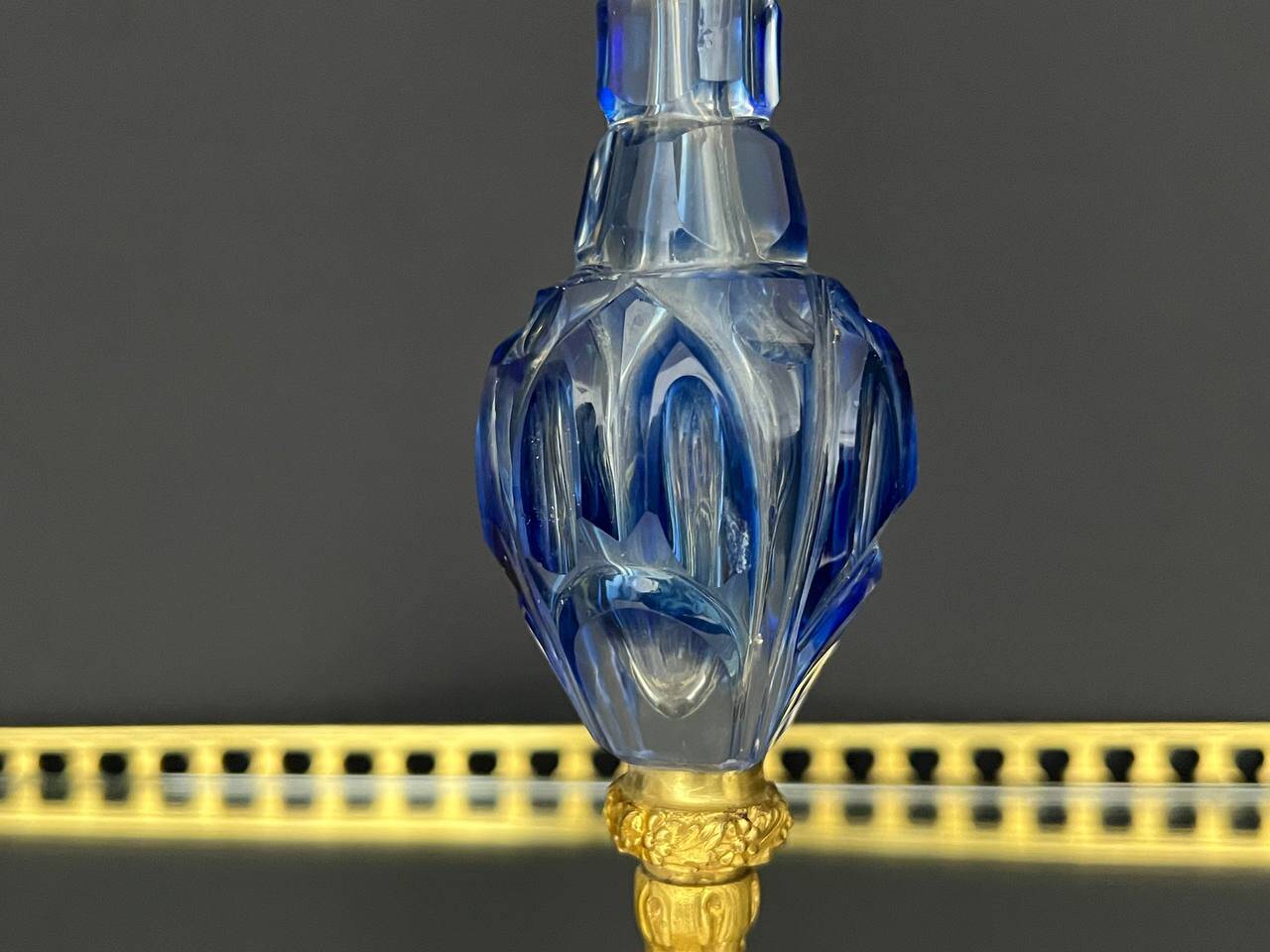 Cut blue crystal jug and gilded bronze, attributed to Baccarat.