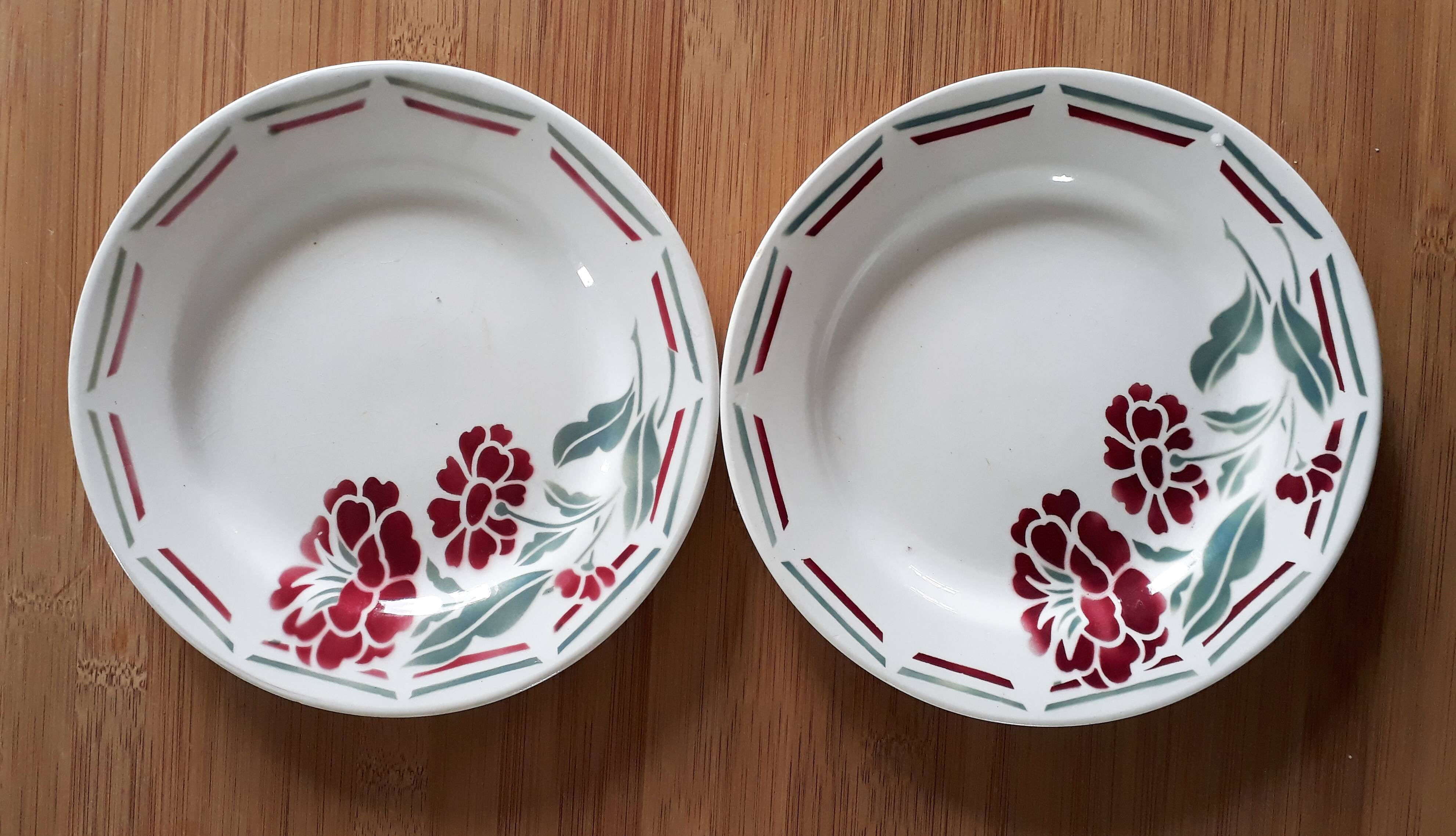 Assiettes à dessert années 30 de Hamage et Moulin des Loups France