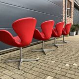 4x Original red leather Fritz Hansen Swan chairs Topstaat!