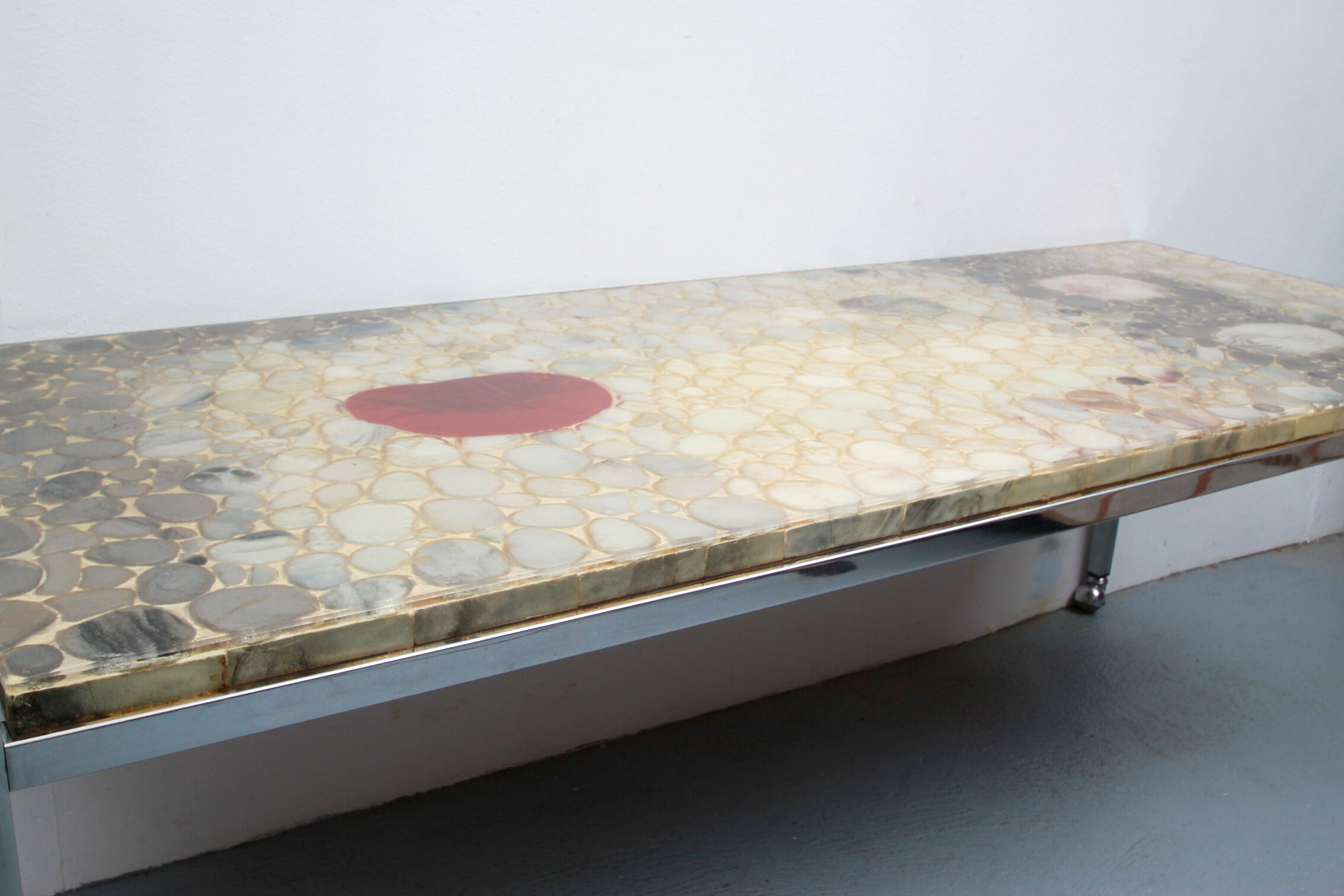 1970s space age coffeetable with pebble stones and acryl
