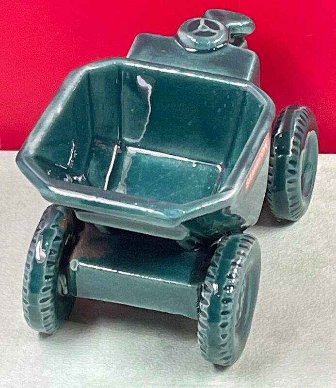 rare dumper ashtray in the shape of a mechanical wheelbarrow 'SAMBRON' ceramic