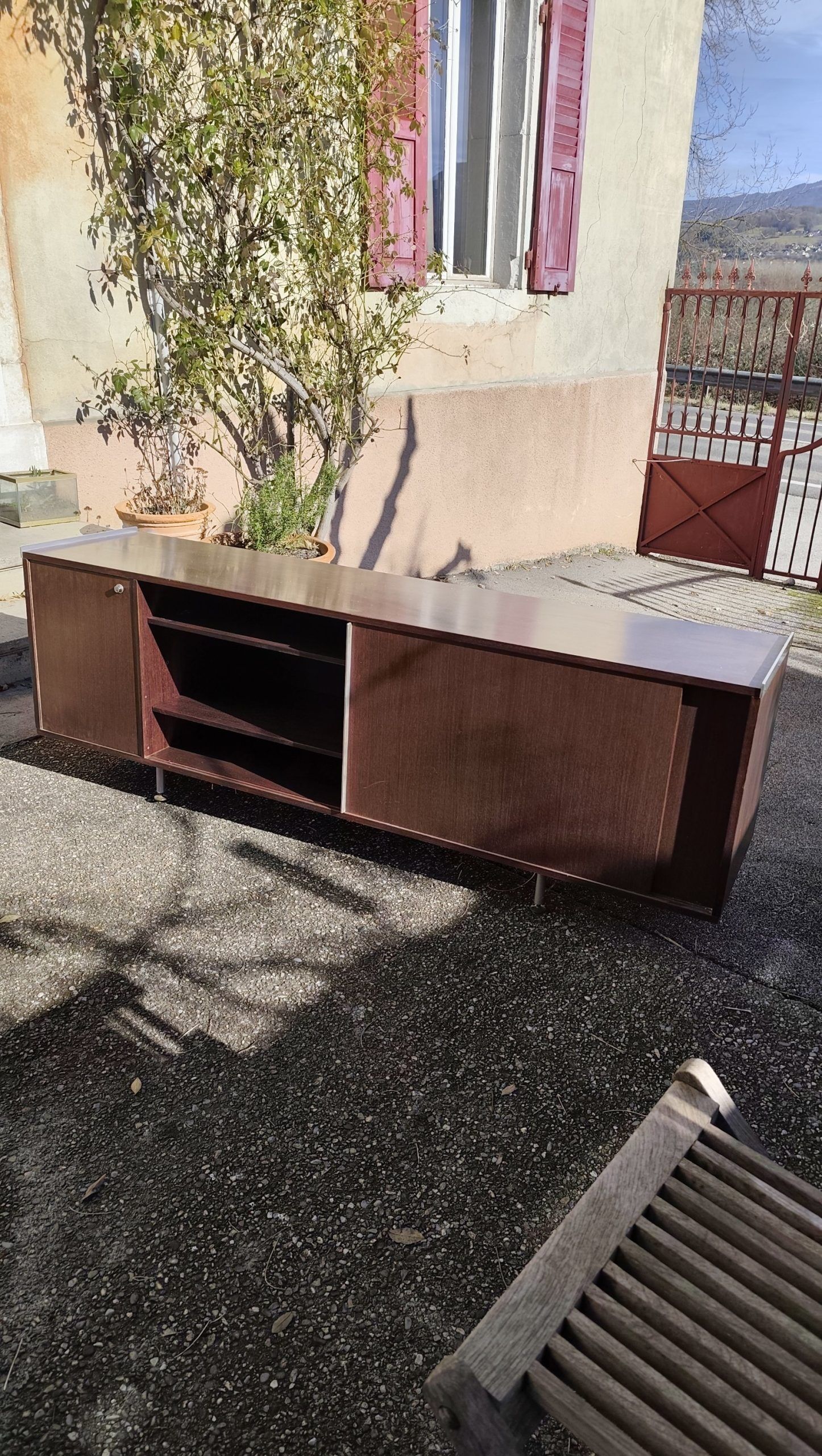 Reversible italian sideboard