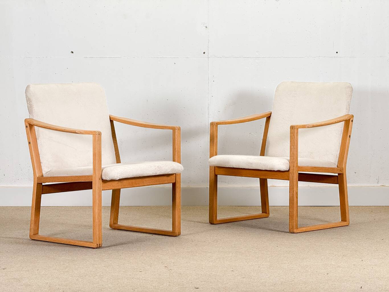 Børge Mogensen armchairs in Oak.