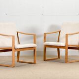 Børge Mogensen armchairs in Oak.
