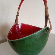 Leon elchinger soufflenheim - panier à fruits céramique rouge vert & anse