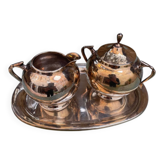 Silver-plated metal sugar bowl and milk jug