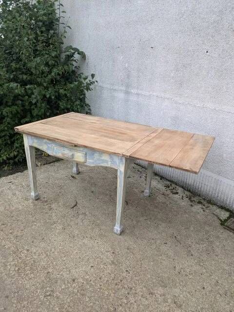 Table, extendable desk