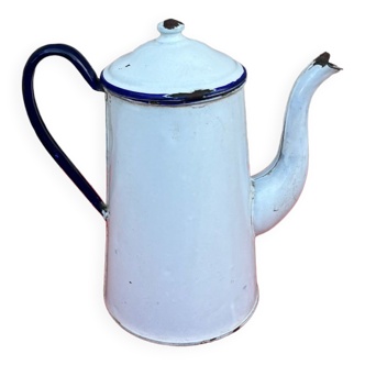 Enameled coffee pot