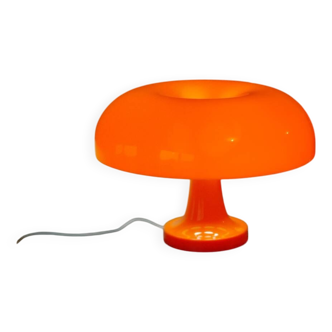 Mushroom LED table lamp