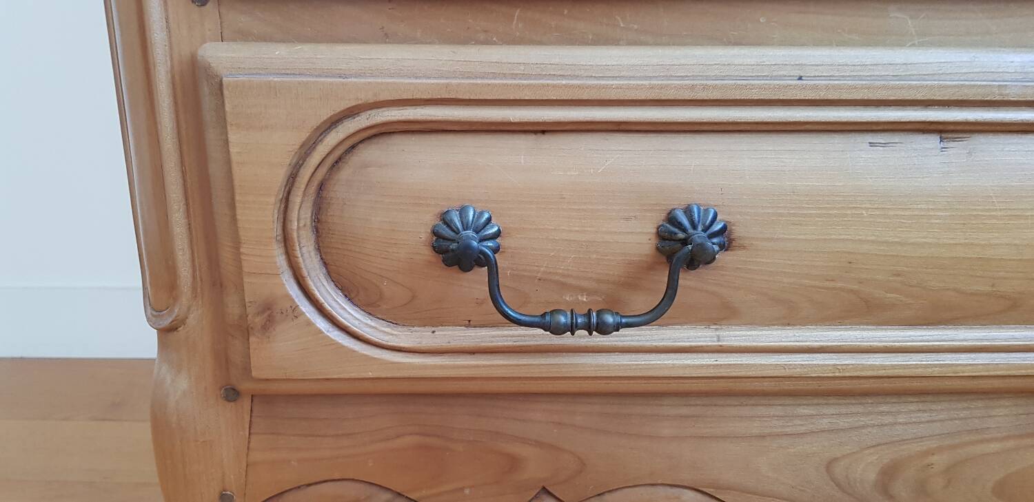 Solid wood bonnetière