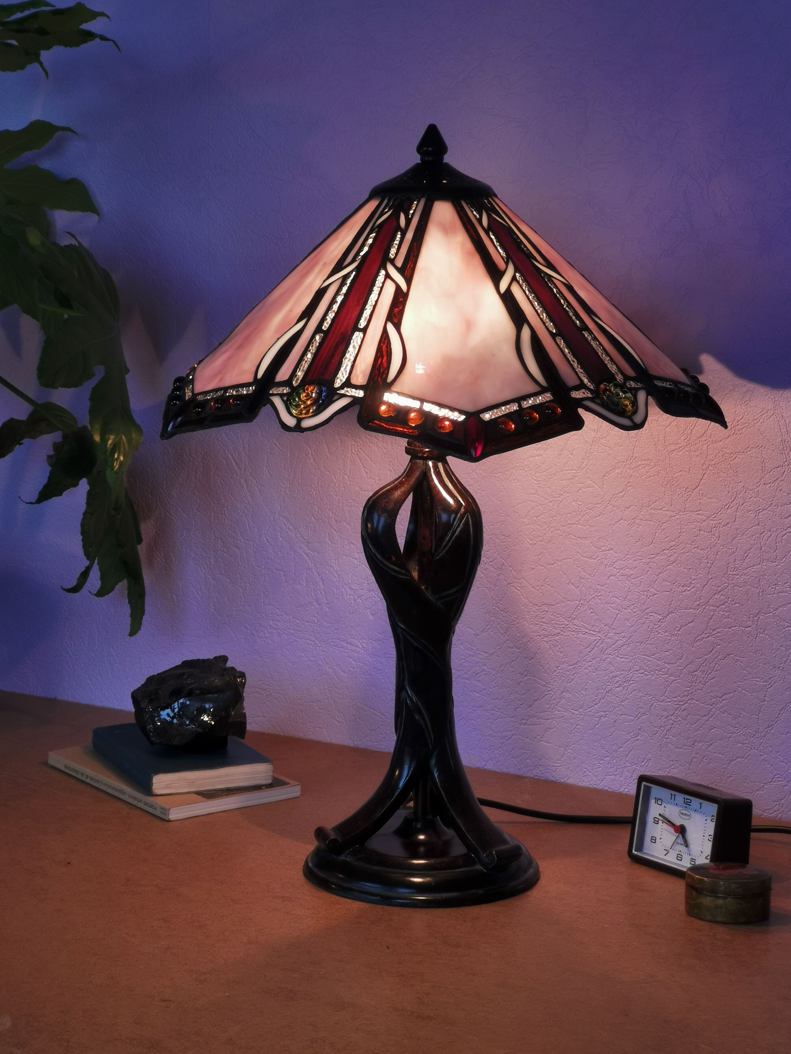 Tiffany style lamp, stained glass, art nouveau