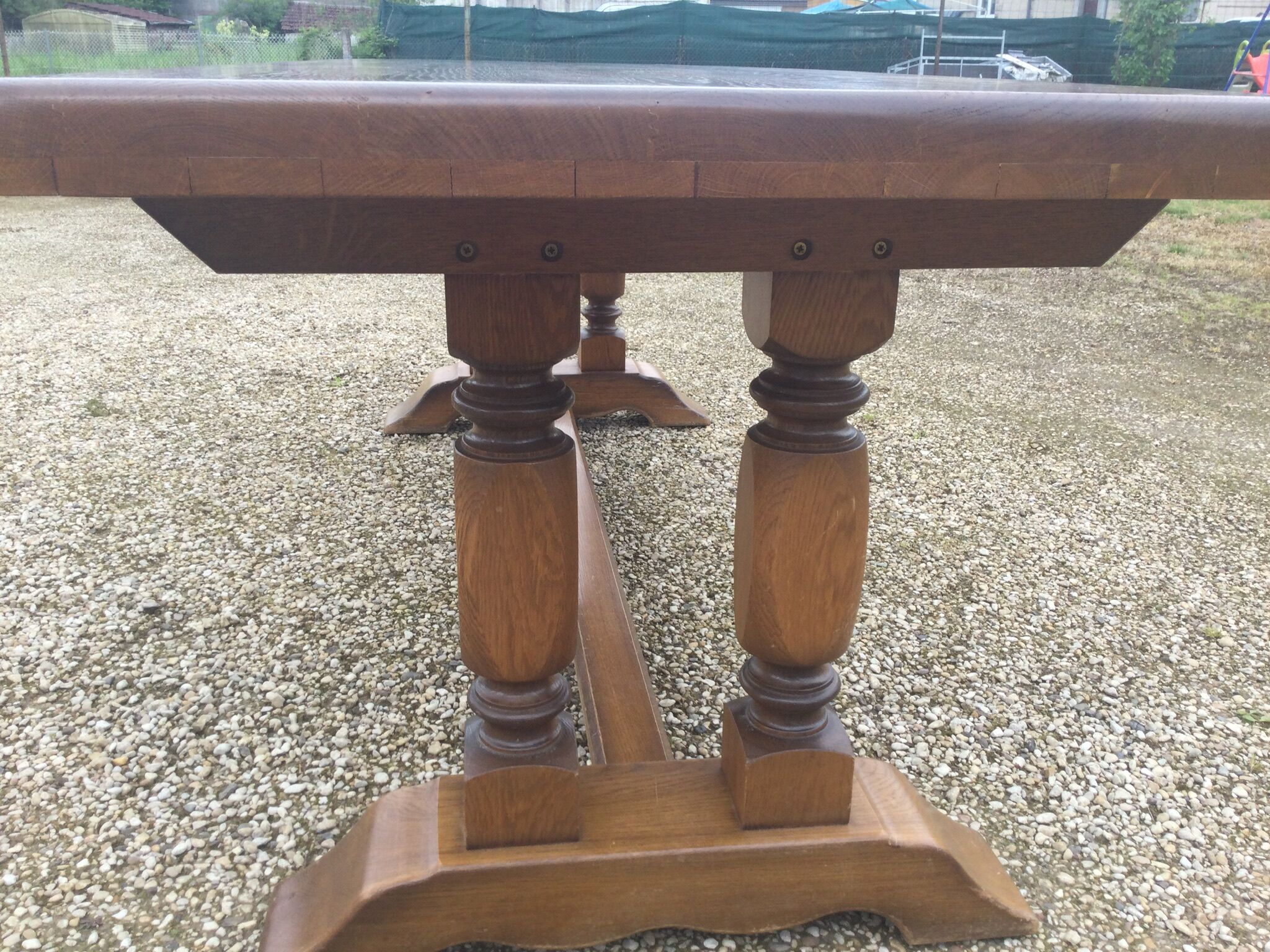 Farm table