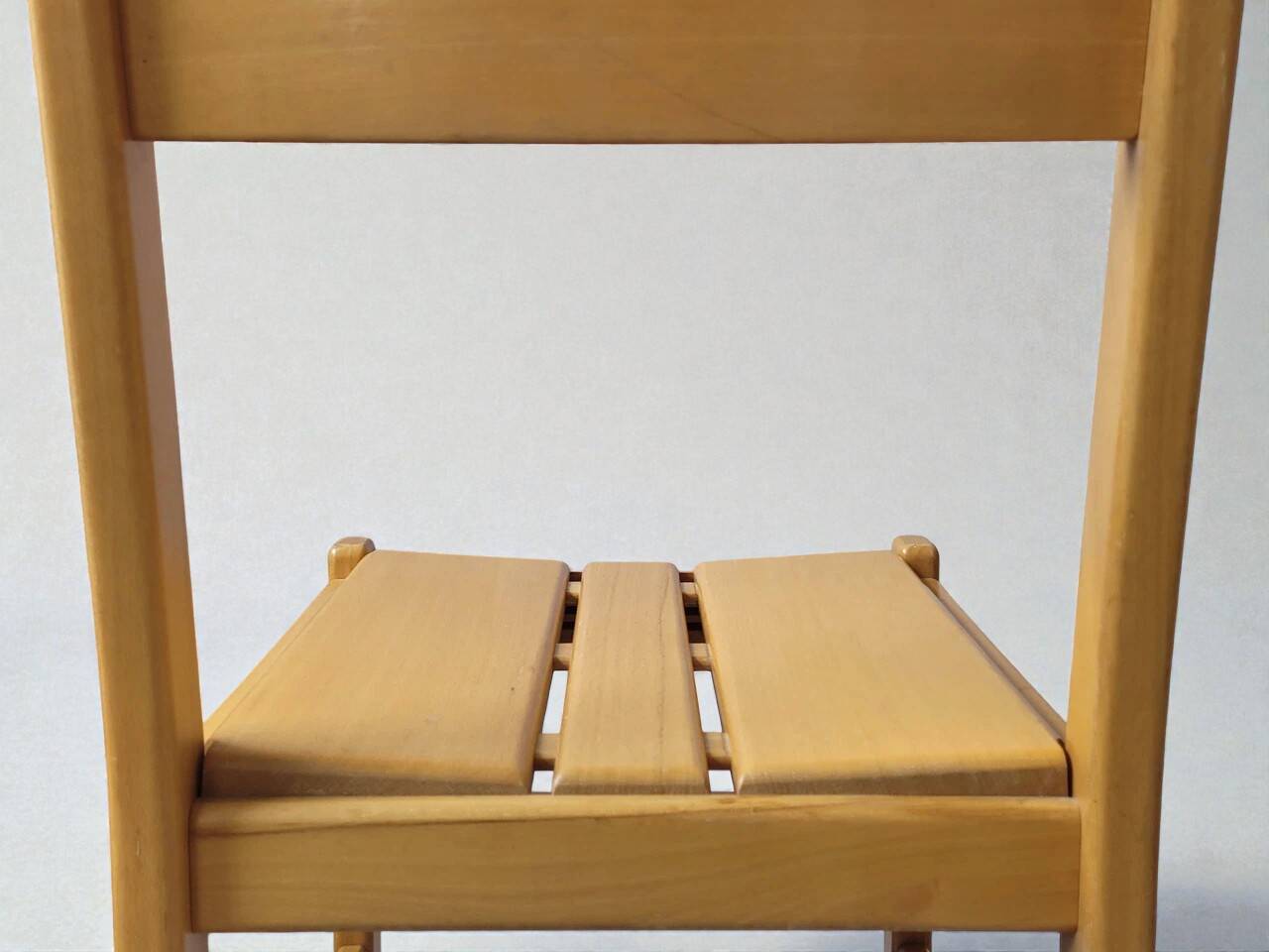 4 cheises en bois style Charlotte perriand