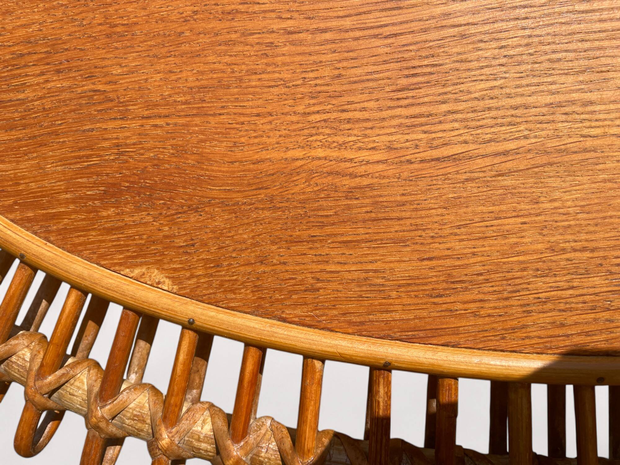 Table basse soleil en rotin