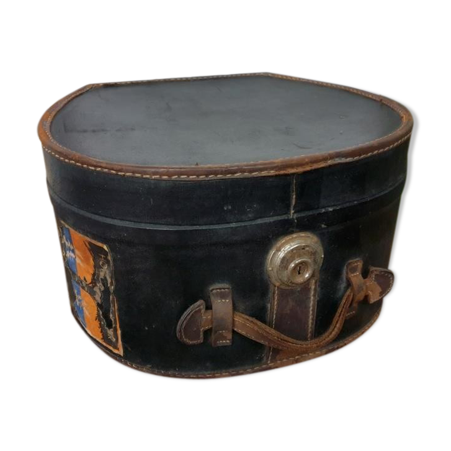 Hat box