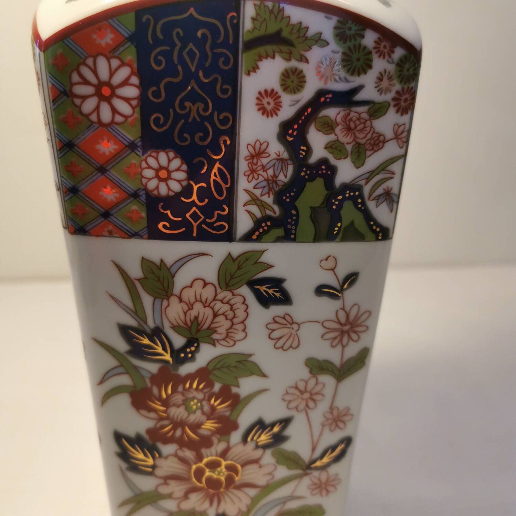 Vintage Japanese porcelain vase Imari floral cobalt red green