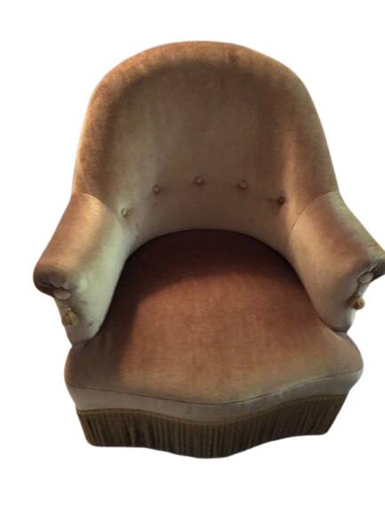 Set of 4 frog chairs and 2 poufs for a professional project.