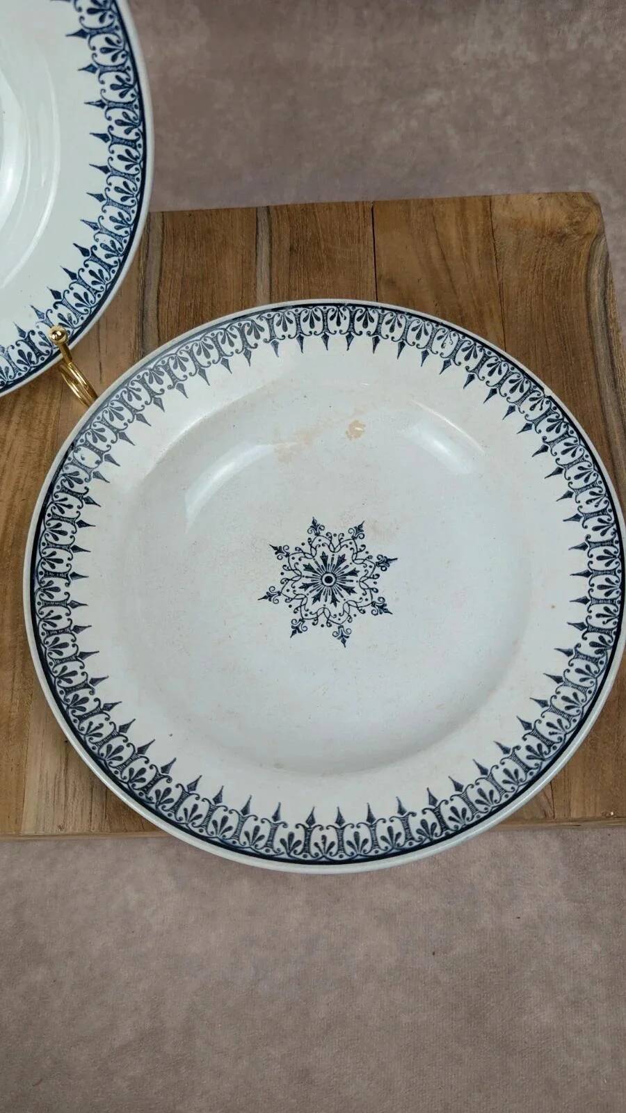 Set of 2 antique deep plates Saint-Amand – Primax