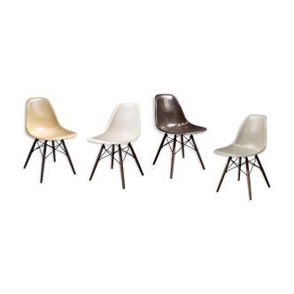 Lot of 4 vintage fiberglass Eames DSW chairs