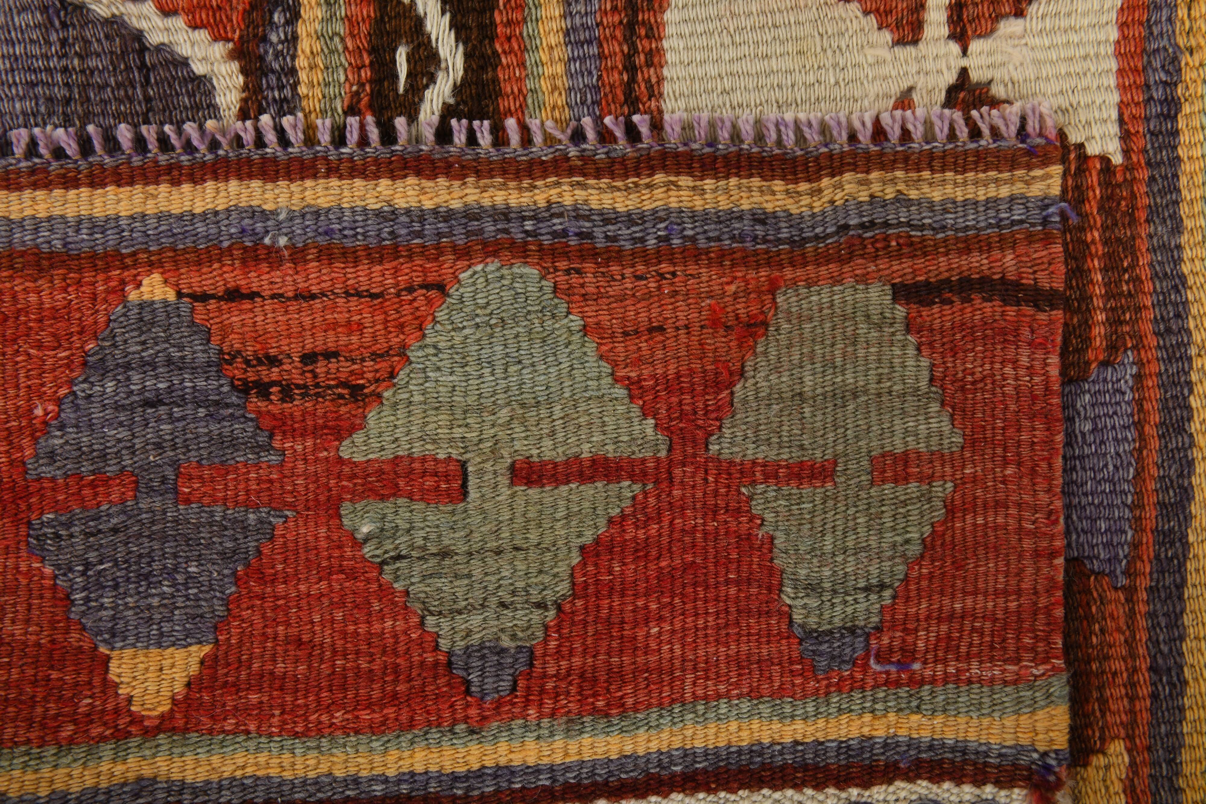 4x6 Green & Red Geometric Vintage Kilim Rug, 123x169Cm