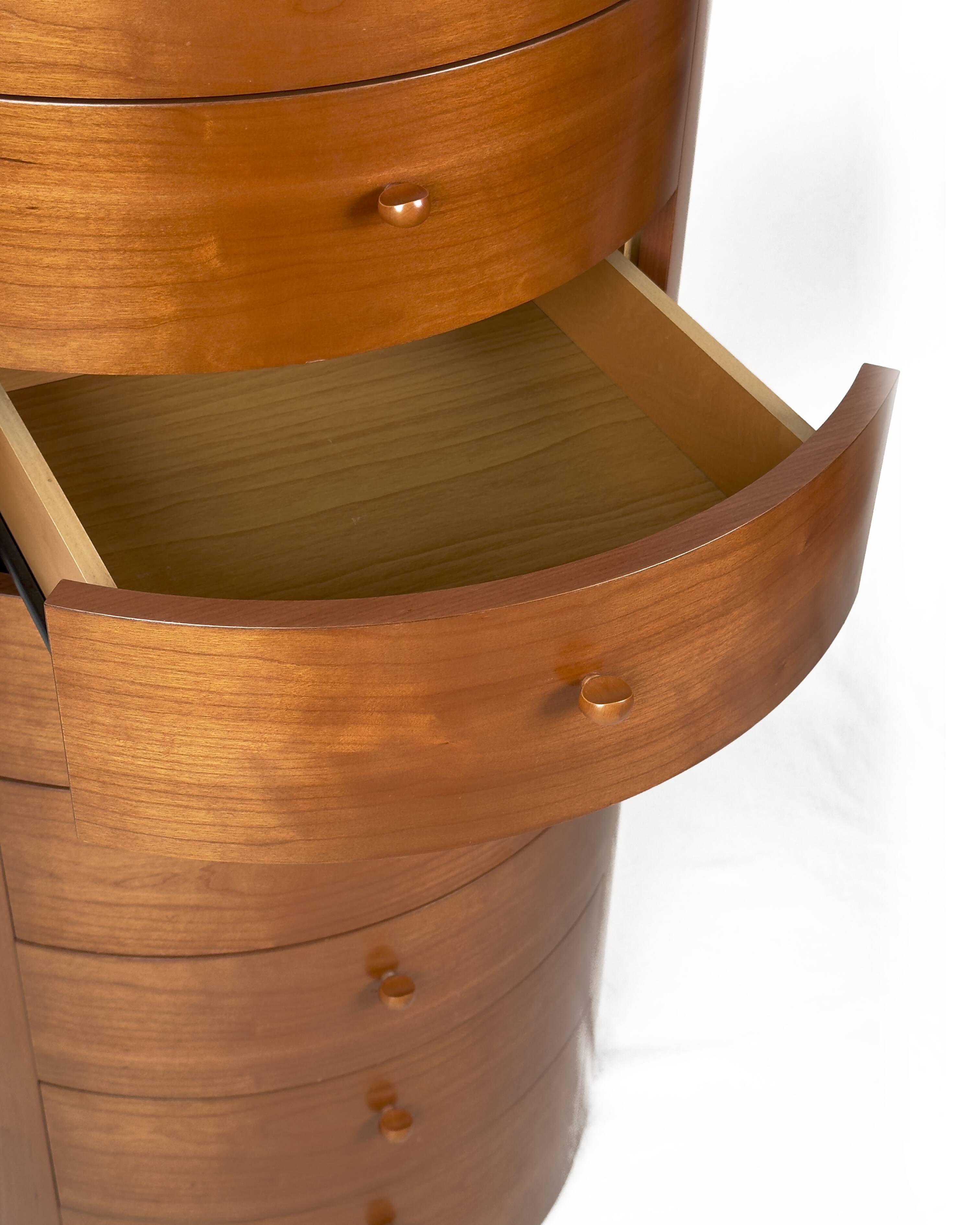 Commode italienne moderne en merisier, années 1970