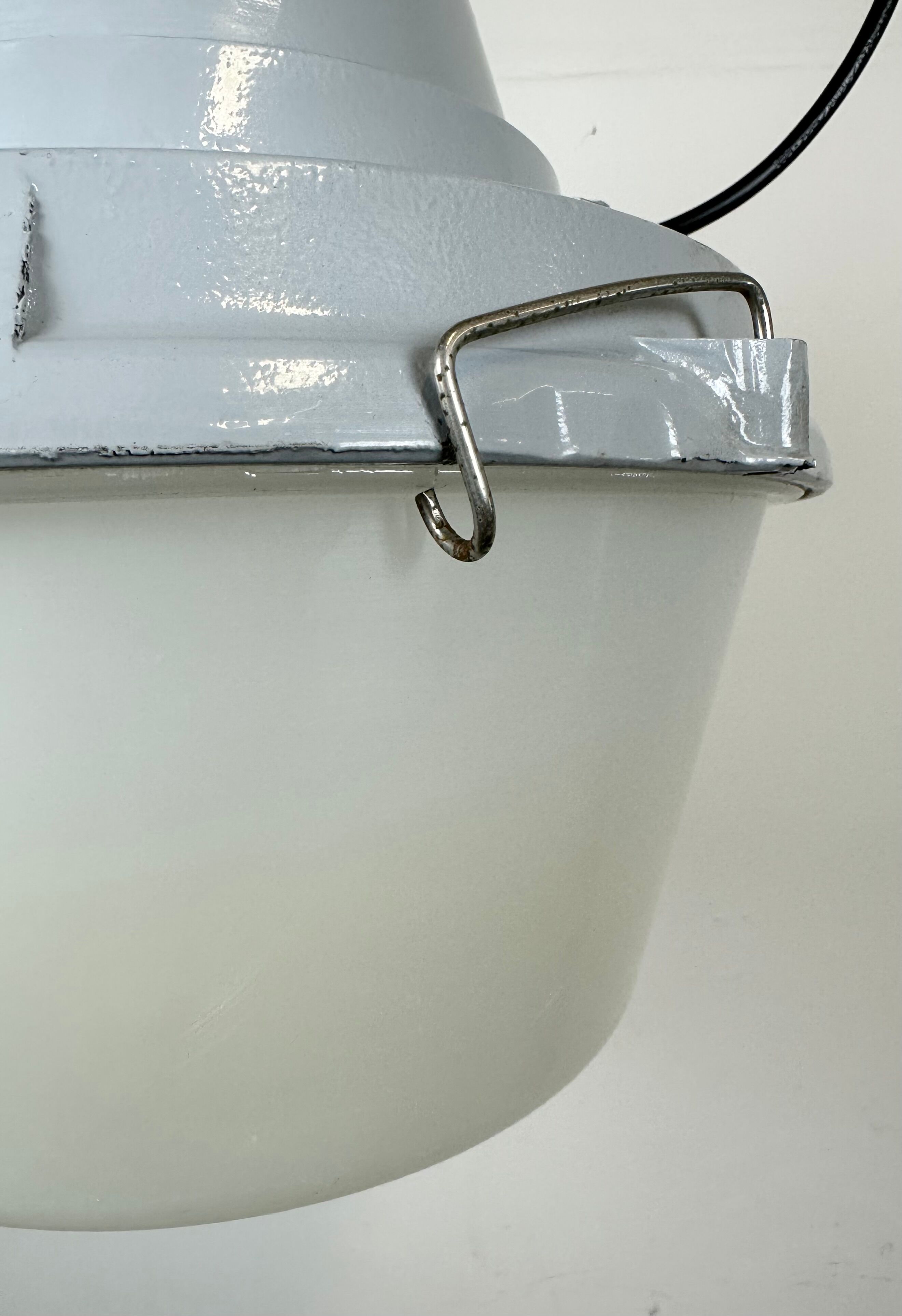 Grey Industrial Cast Aluminium Pendant Lamp, 1980s