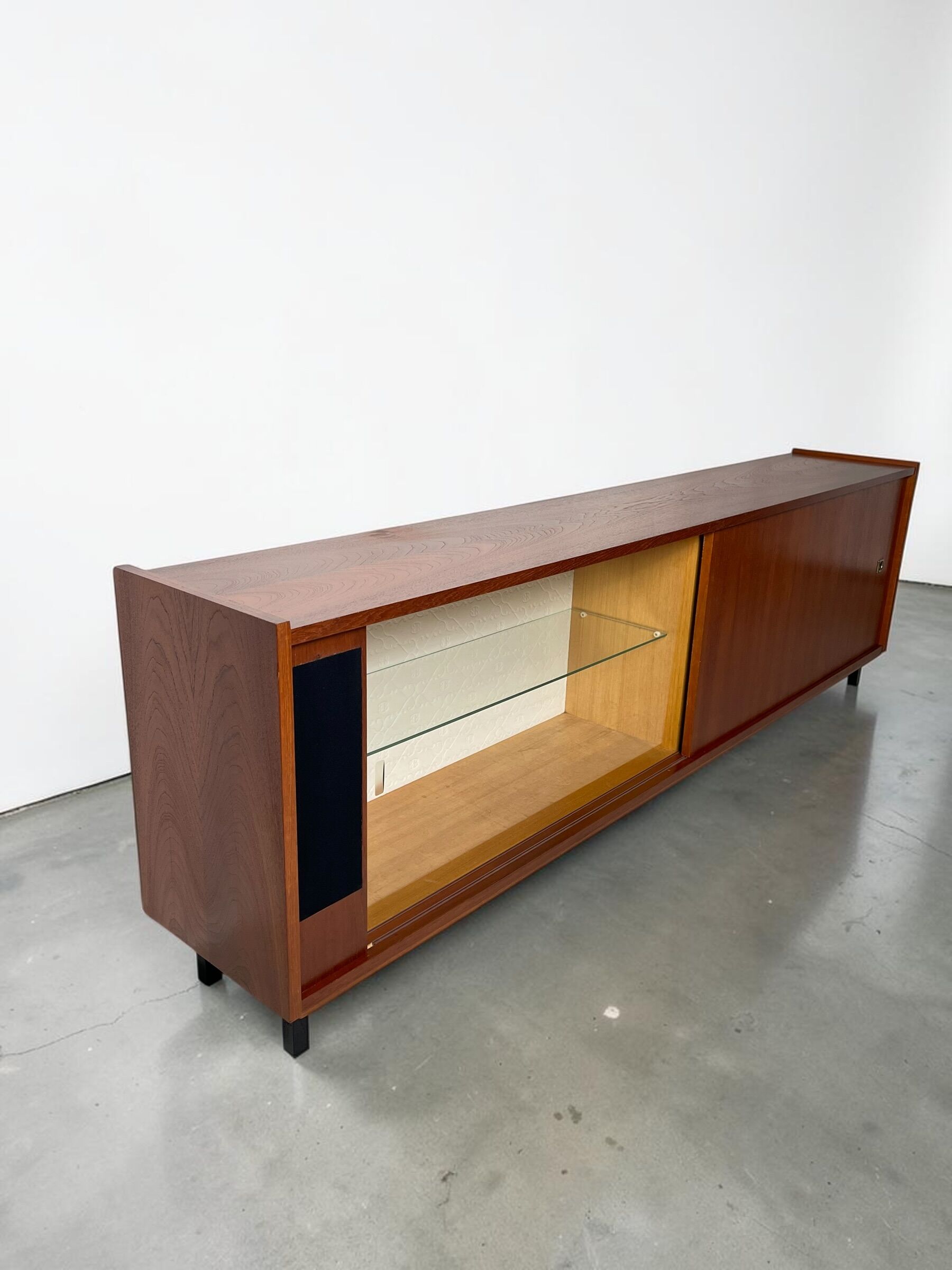Low enfilade 1960