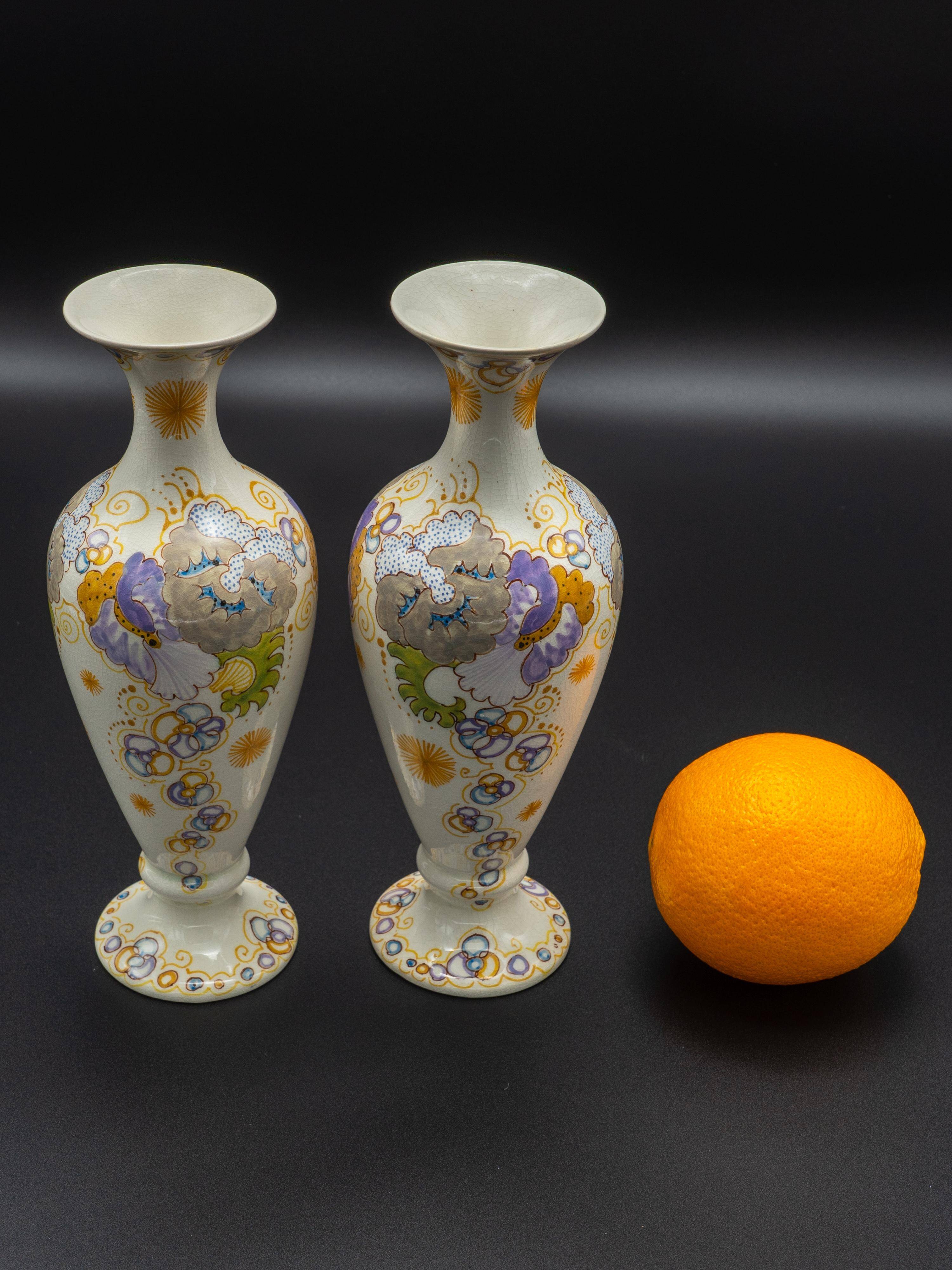 Pair of hand-painted ceramic vases in Dutch Art Nouveau Gouda PZH, 'Violetta', 1899