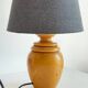 Lampe bois massif et tissu vintage