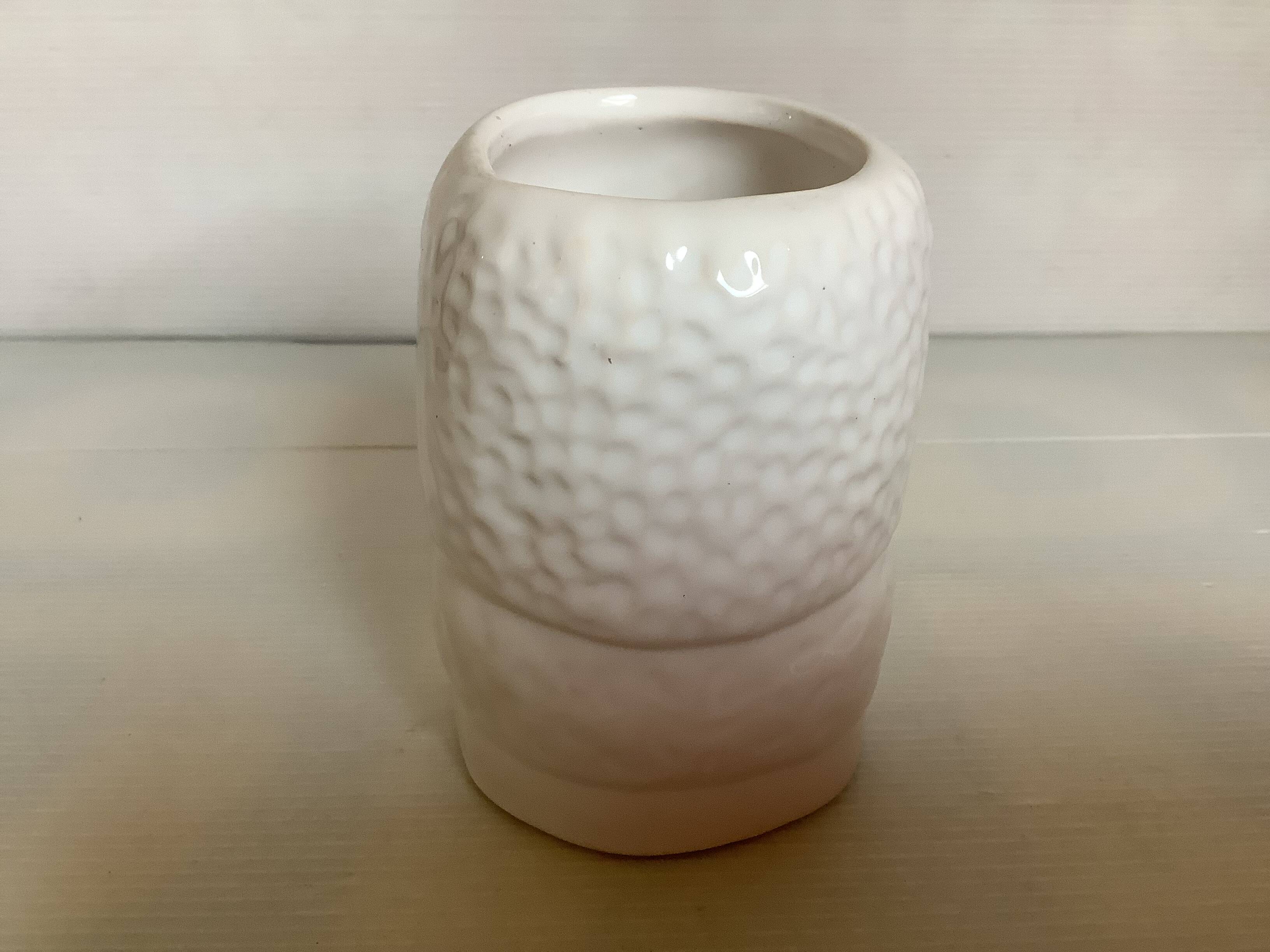 Small English Guard head planter