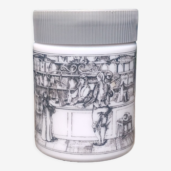 Antique pot in white opaline decorated with apothecary scene