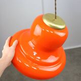 Lampe à suspension italienne du milieu du siècle en verre orange et laiton