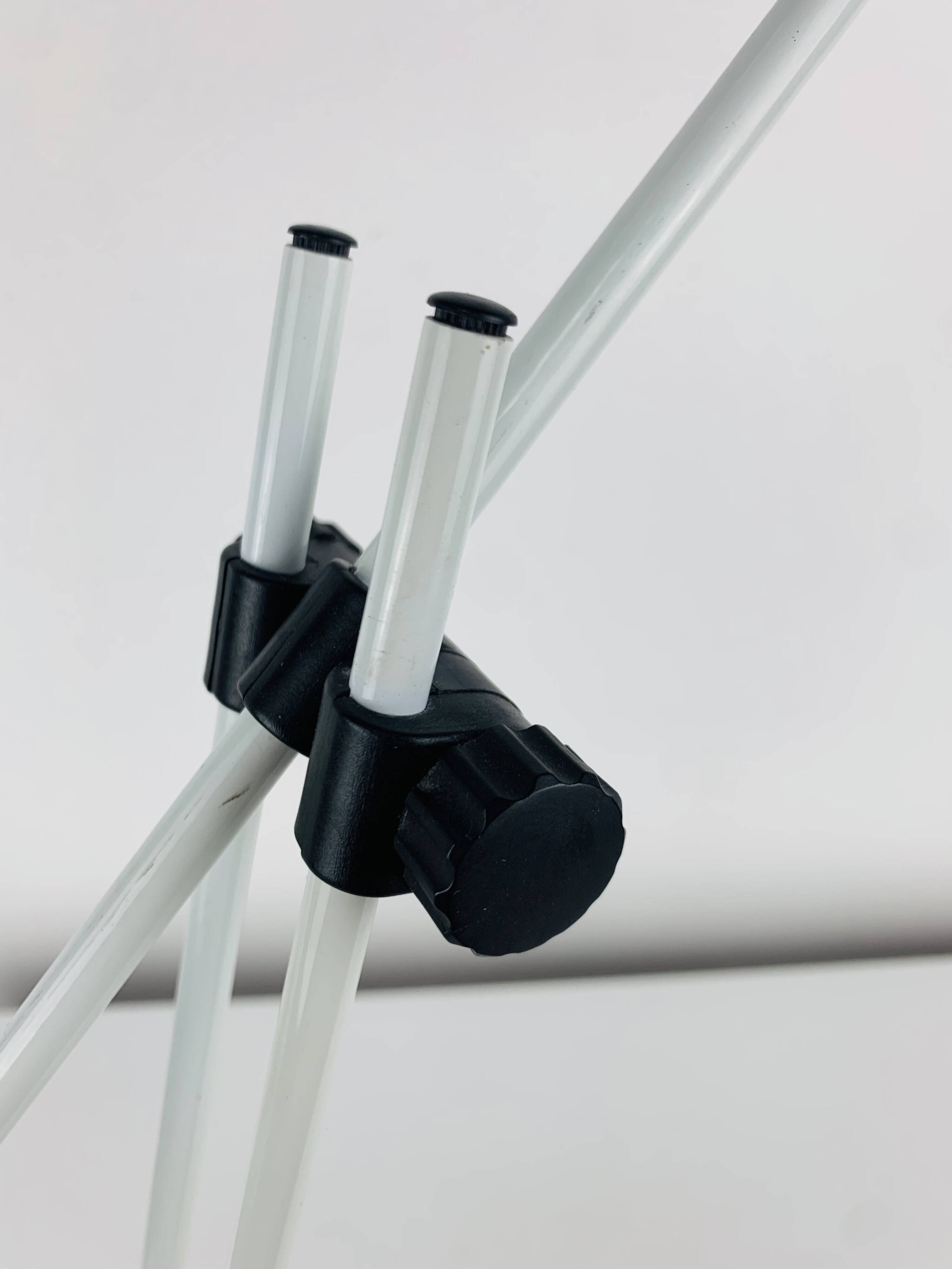 Veneta Lumi articulated desk lamp, white metal, 1980s