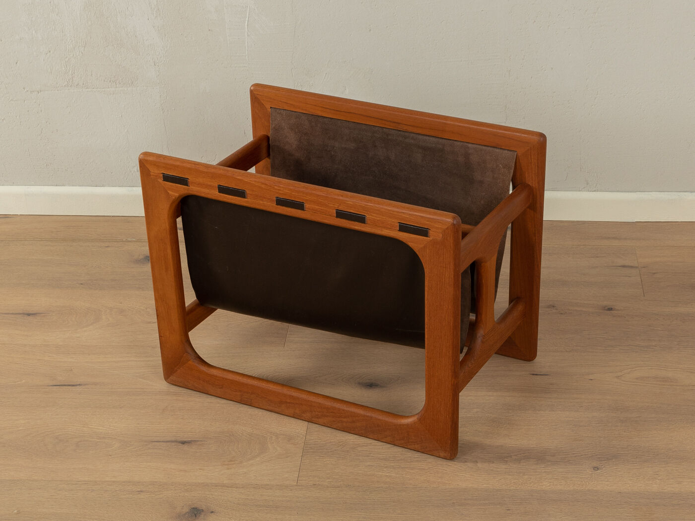 1960s magazine rack, Aksel Kjersgaard
