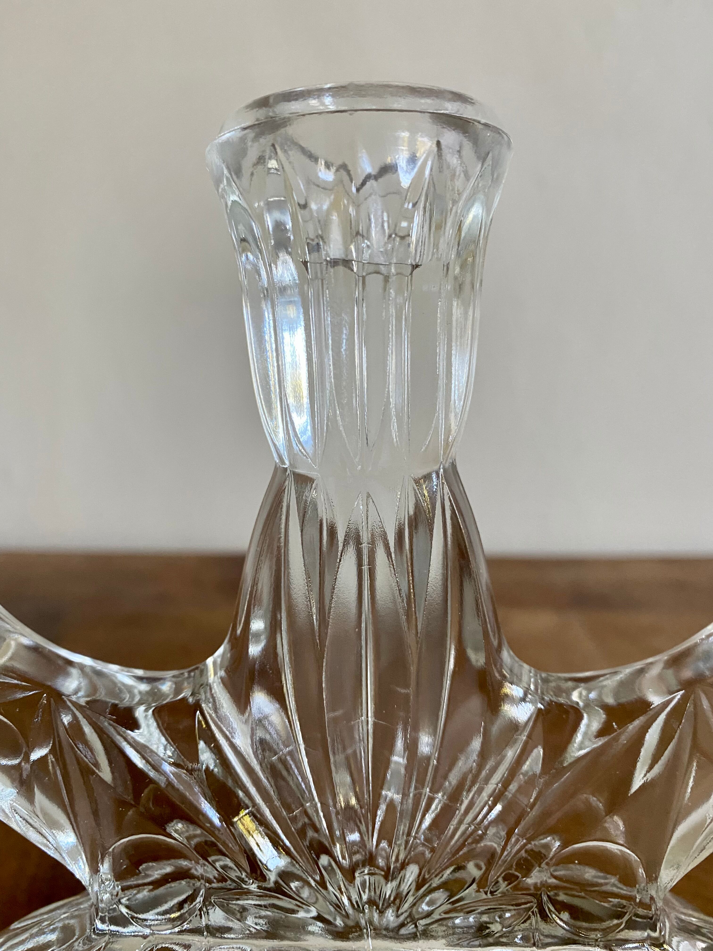 3-spoke glass candle holder