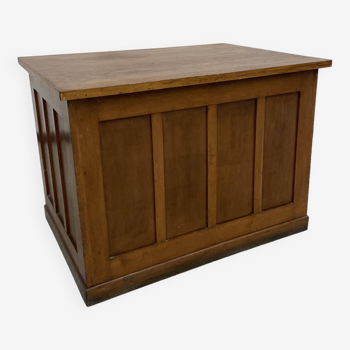 Counter or desk in oak and veneer