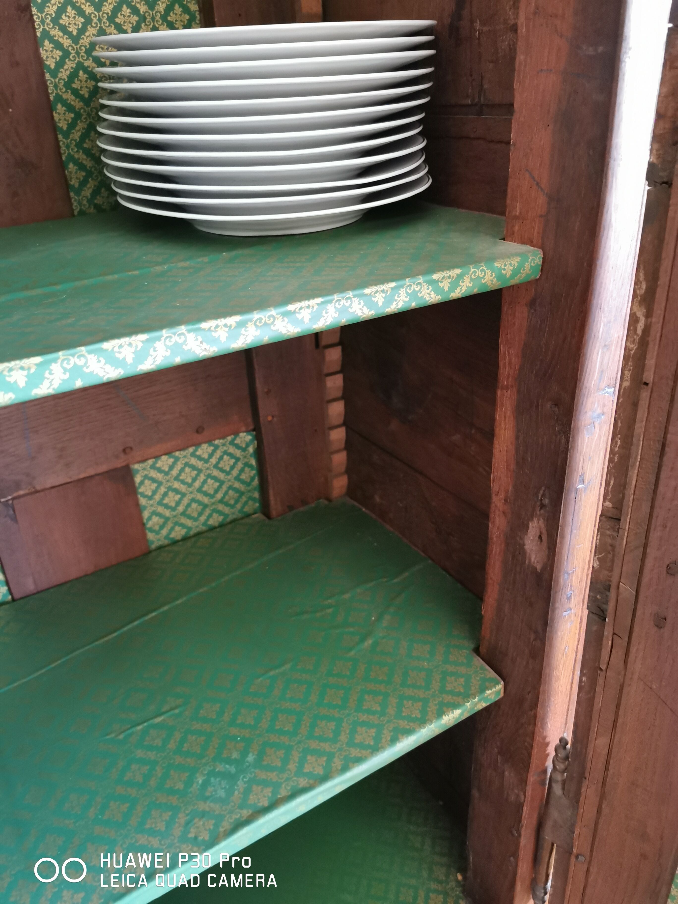 Good man standing oak