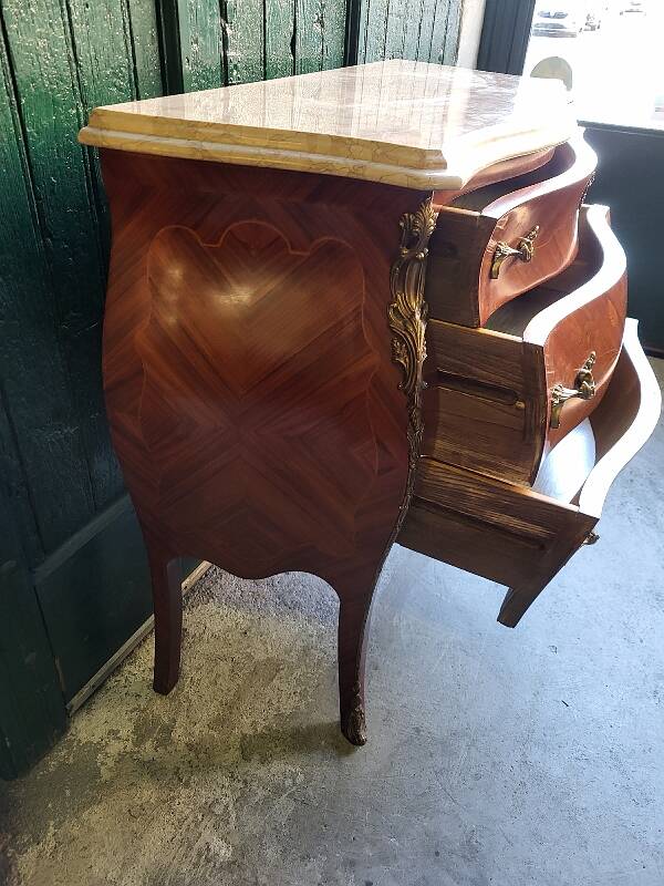 petite commode en bois de rose 3 tiroirs